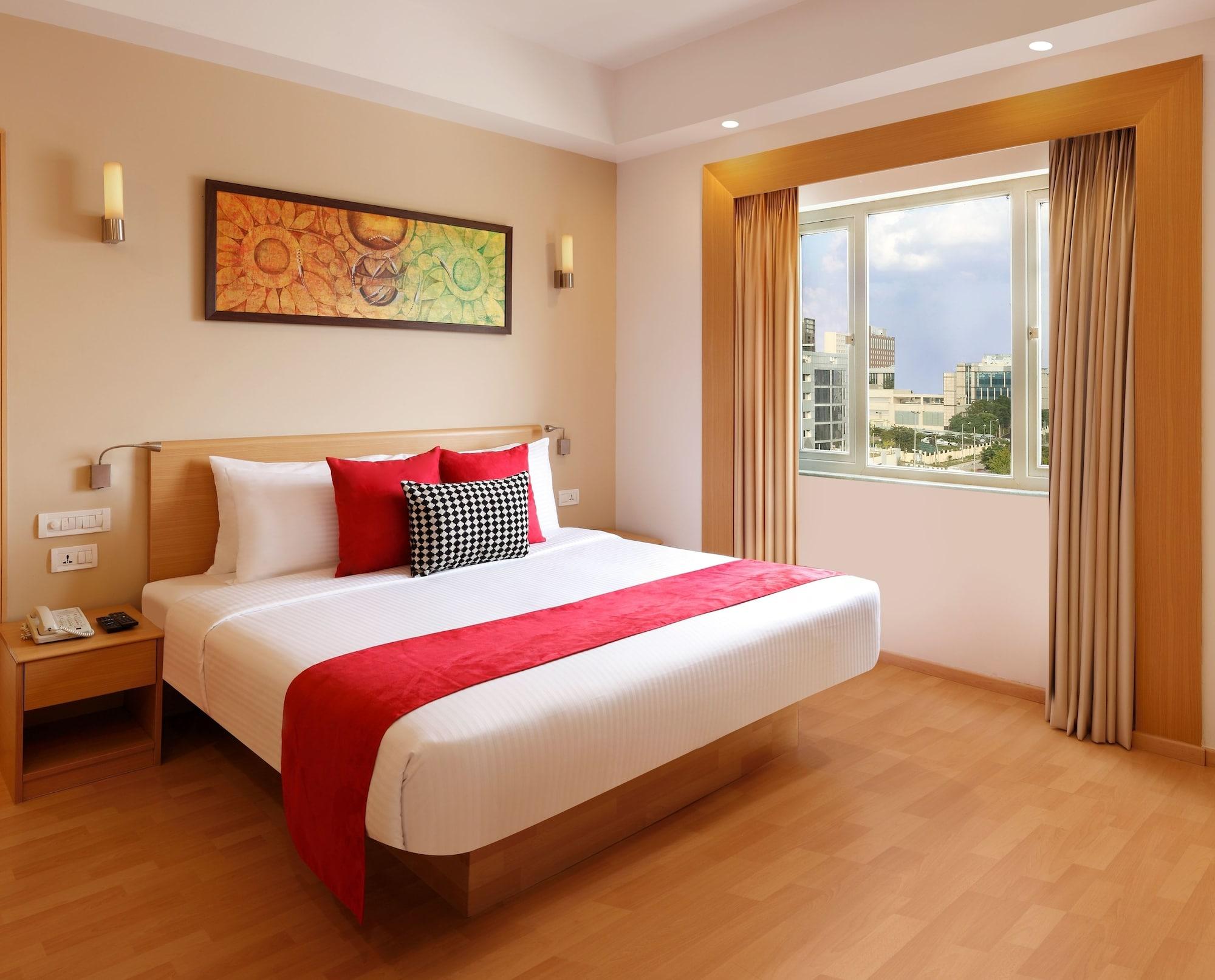 Lemon Tree Hotel, Gachibowli, Хайдарабад Экстерьер фото