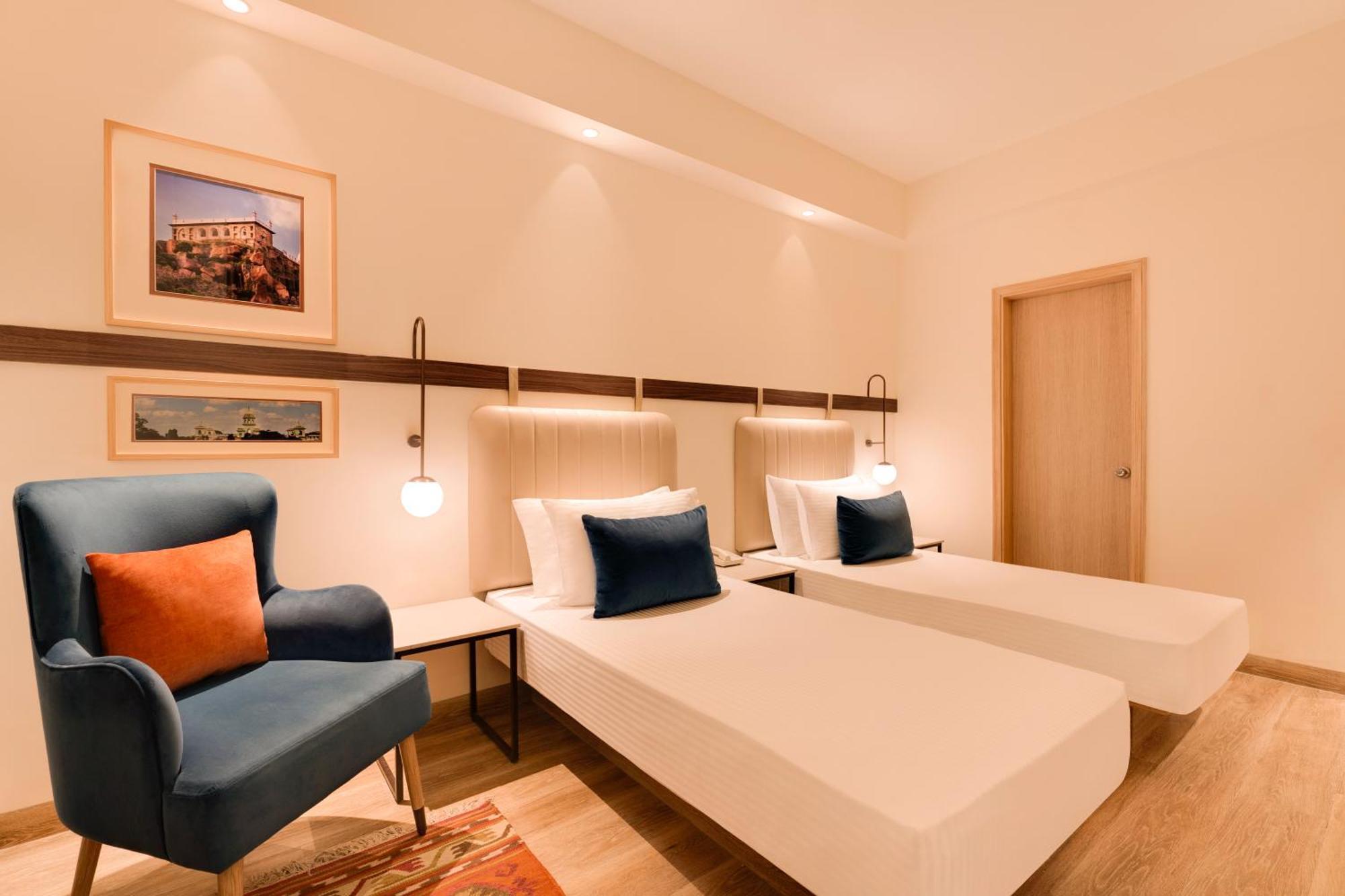 Lemon Tree Hotel, Gachibowli, Хайдарабад Экстерьер фото