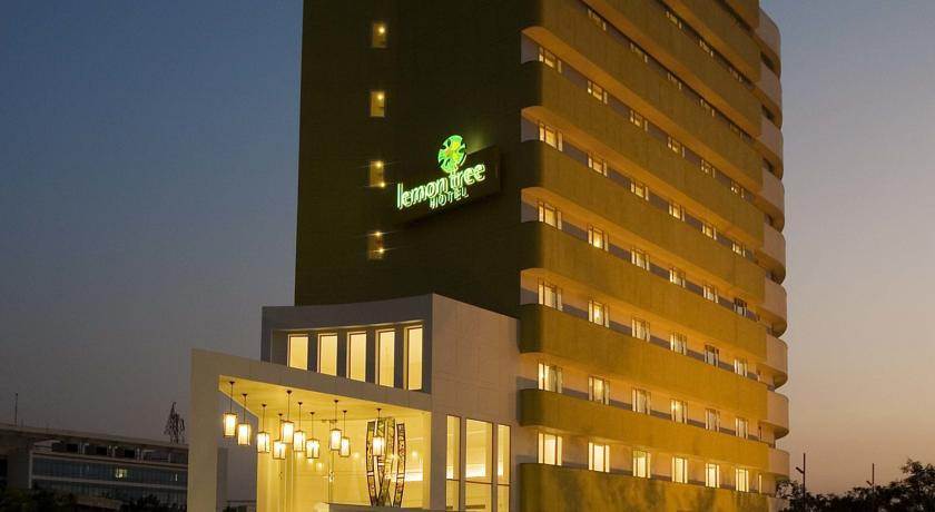 Lemon Tree Hotel, Gachibowli, Хайдарабад Экстерьер фото