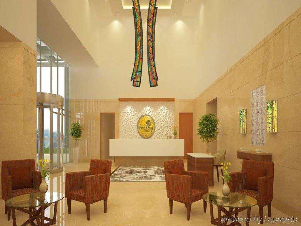Lemon Tree Hotel, Gachibowli, Хайдарабад Экстерьер фото